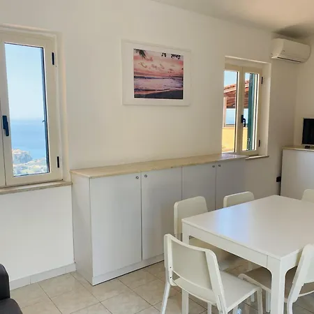 Marasusa Scirocco 226cw Dom wakacyjny Parghelia